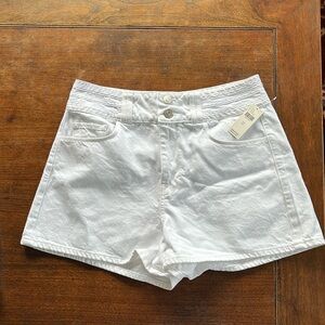 Frame white denim shorts size 31 NWT